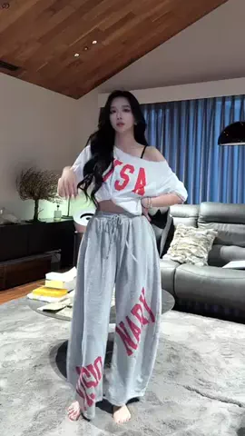 ゆいぴすのTikTok投稿