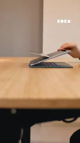 家電彼女のTikTok投稿
