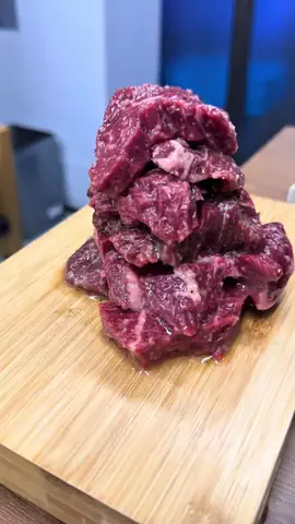 🍖焼肉寿司太郎🍣のTikTok投稿