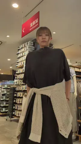 金髪スタッフのTikTok投稿