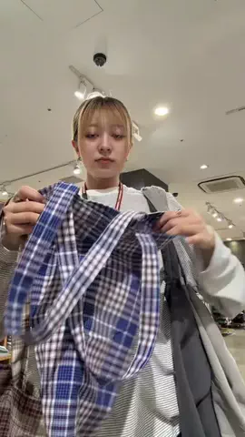 金髪スタッフのTikTok投稿
