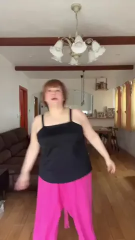 ぽっちゃりけいこ52歳のTikTok投稿