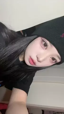 蝶のTikTok投稿