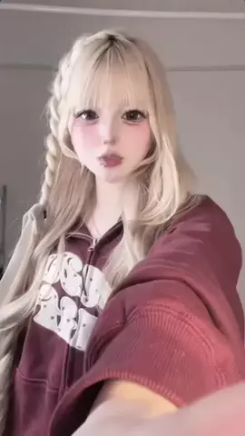 み くのTikTok PR投稿：クリスマスプレゼントなにもらったのー！#thatislife #pr @Tha…