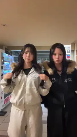 みりあのTikTok PR投稿：キティコラボのキラキラスウェット可愛すぎる✨ @That’s …