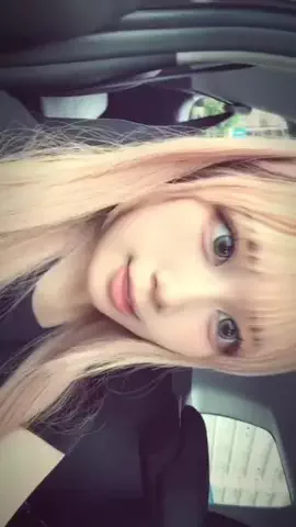 柚 花のTikTok投稿