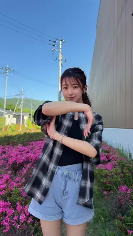 依田華澄のTikTok PR投稿：オンブレチェック レギュラーカラー半袖シャツ 5/20(水)12:…