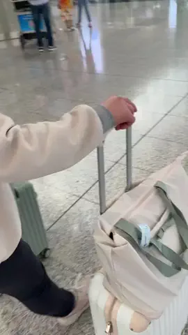 ももみ｜年100泊旅好き女子のTikTok投稿