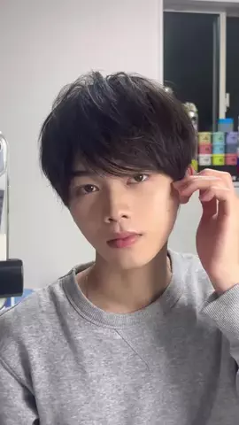 黒石 真陽 Kuroishi ManayaのTikTok PR投稿：ナチュラルマッシュ 解説します。 冬は前髪ありのこのス…