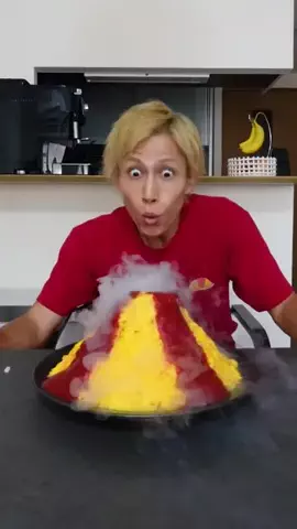 オムライス兄さん Omurice Boy🇯🇵のTikTok投稿