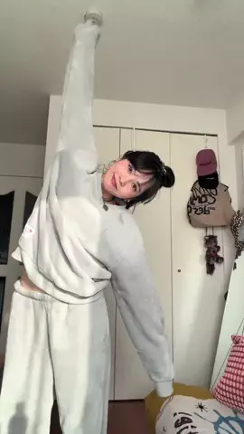 るうのTikTok投稿