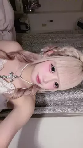 出遅れぴんくのTikTok投稿