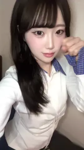 アズサのTikTok投稿