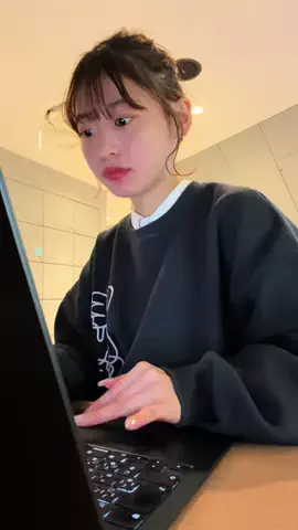 武井　捺のTikTok投稿