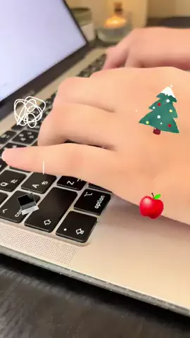 Webﾃﾞｻﾞｲﾅｰ🎀｜リボンスリッパのTikTok投稿