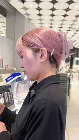 @cosme美容部員のTikTok投稿
