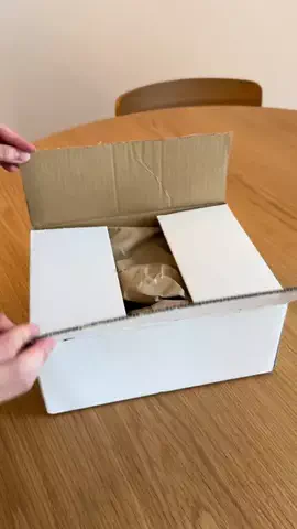 りなのTikTok投稿
