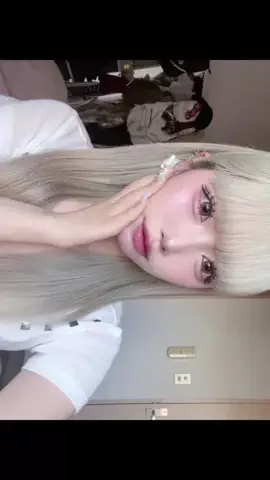出遅れぴんくのTikTok投稿