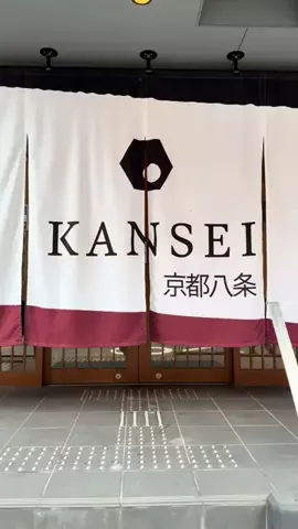 よっしぃ旅グルメのTikTok投稿