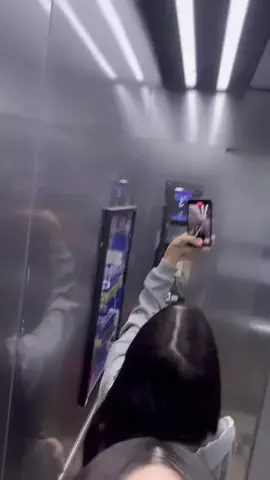 はなあやのTikTok投稿
