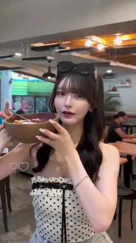 紗彩のTikTok投稿