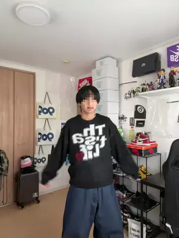 両足おすぐっとのTikTok投稿