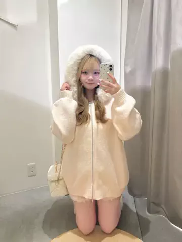 e m iのTikTok投稿