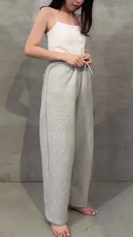 ゆりさん｜164cm｜オフィス女子🌿のTikTok投稿