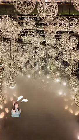 芦田純子 | 関西グルメ旅をワイプ実況する人のTikTok投稿
