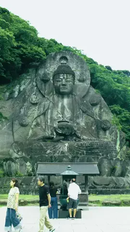 異世界日本 / 秘境を巡る人のTikTok投稿