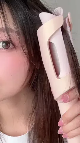 yuzu@コーデで世界観を作る人のTikTok投稿
