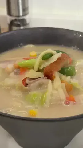 なつのTikTok投稿