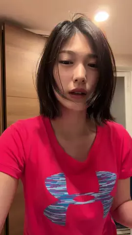 二郎系のTikTok投稿
