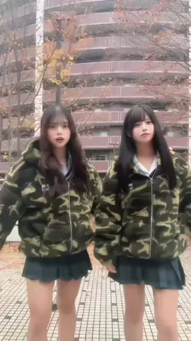 莉里愛のTikTok投稿