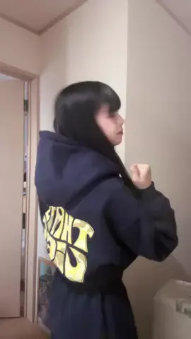 莉里愛のTikTok投稿