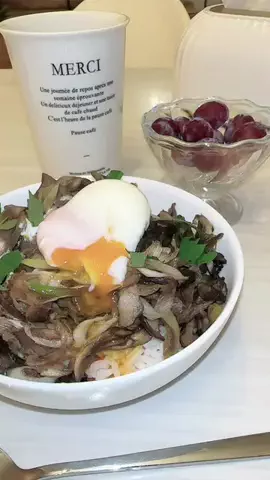 sumireblogのTikTok投稿