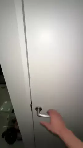 親友のしゃっくりを止めたいのTikTok投稿