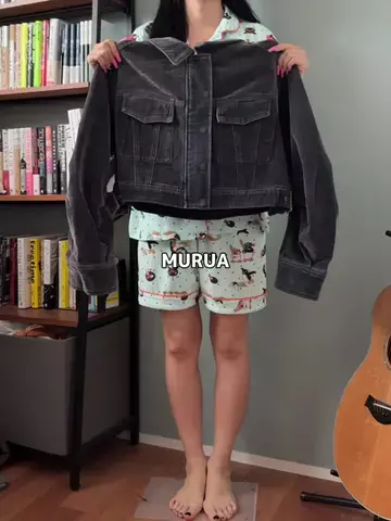 側湾症ネキのTikTok投稿