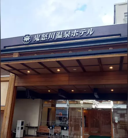 🟦🟧V夏輝V🟧🟦のTikTok投稿