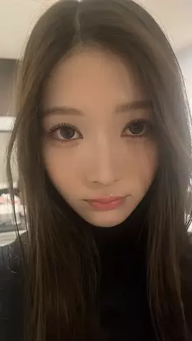 レイのTikTok投稿