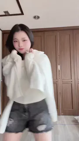 かなのTikTok投稿