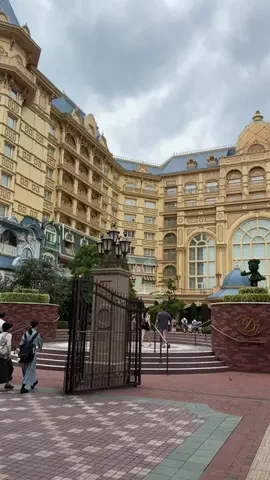 側湾症ネキのTikTok投稿