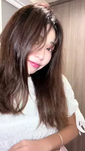 しんりおのTikTok PR投稿：くせ毛民さん、これ見て🥹✨ 昔からうねりや広がりが気…