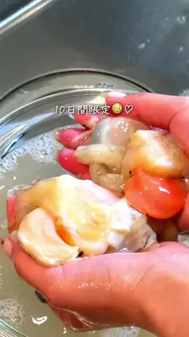 さとこのTikTok投稿