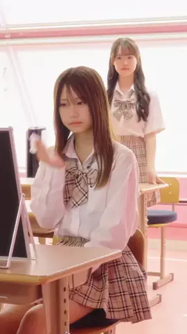 シブジョ部!!のTikTok投稿
