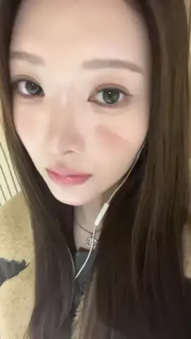 レイのTikTok投稿