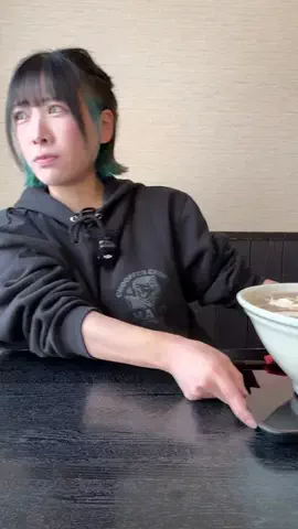 【公式】えびまよ【海老原まよい】のTikTok投稿