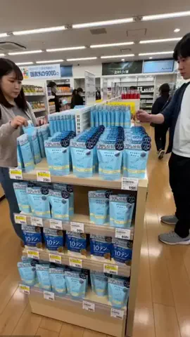 ユリのガーリークローゼットのTikTok投稿
