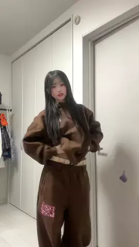 あいのTikTok投稿