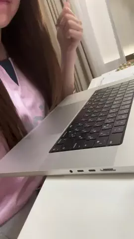 えみ:AI講座のTikTok投稿